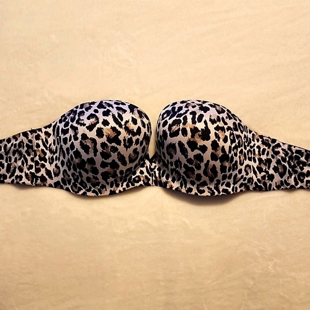 Victorias Secret Padded Animal Print Strapless bra